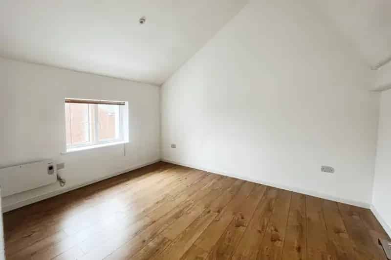 Two Double Bedroom Apartment Braintree Town Center Near Train Station