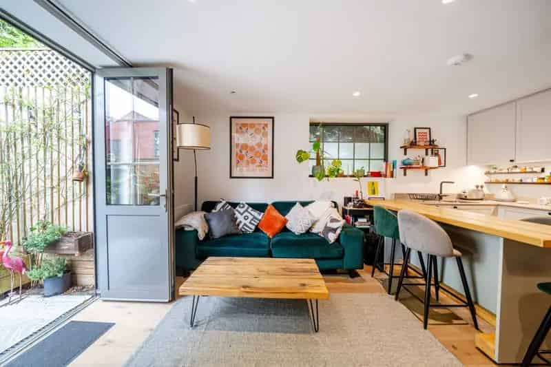 Luxury Gated Development in Muswell Hill Near Shops and Transport