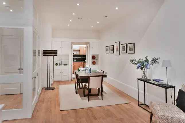 2-Bedroom Apartment in Onslow Gardens SW7