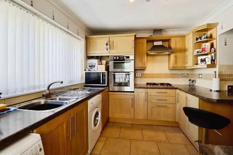3 Bedroom Semi Detached House Rumney