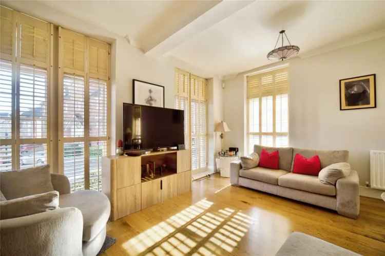 3 Double Bed Grade II Listed House Wanstead