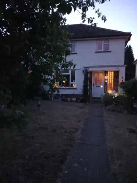 Large Semi Detached House Near Schools and Woods