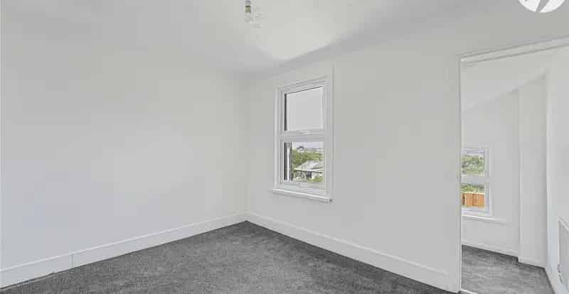 3 Bedroom House for Sale Near Swanscombe Station