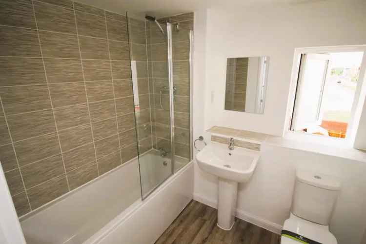 2 Bedroom Apartment for Sale - Modern Top Floor Apartment