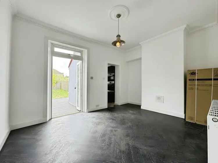 2 Bedroom House to Rent London SE6 Newly Refurbished Family Home