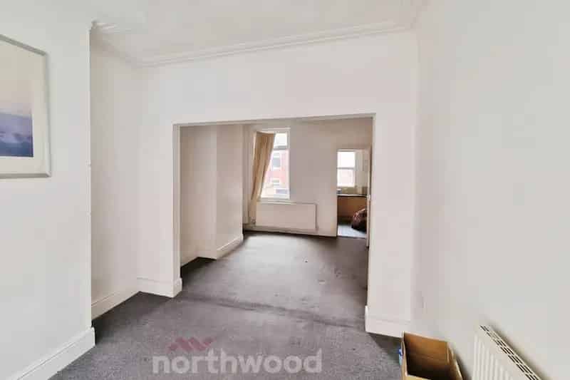 3 Bed House for Sale Near Doncaster City Centre - Modern Auction