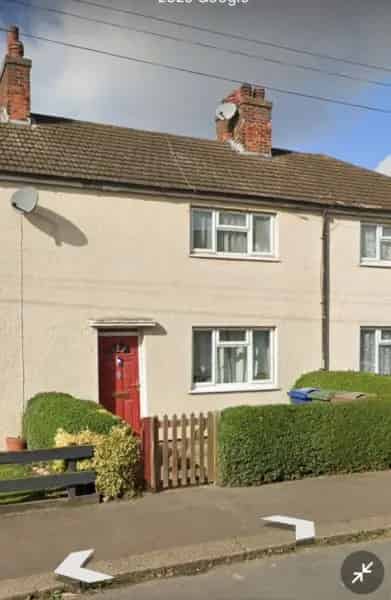 3 Bedroom House Large Garden New Flooring Friendly Neighbours