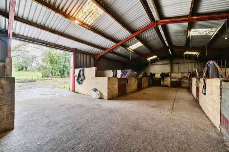 Stunning Farmhouse with Equestrian Facilities Near Bath
