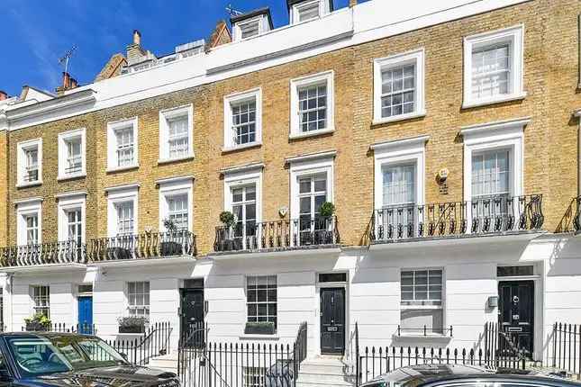 Terraced House for Sale in London SW3