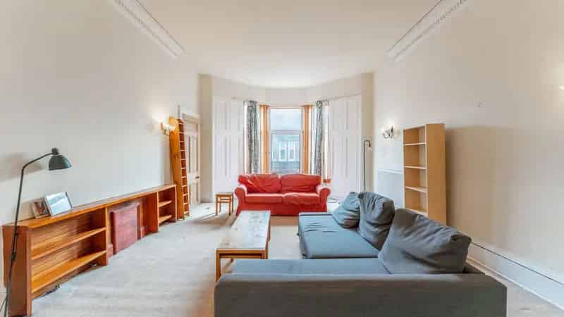 Flat For Sale , 13, North Gardner Street, Glasgow, Scotland