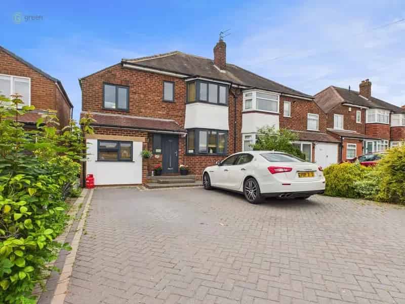 3 Bedroom Semi Detached House For Sale