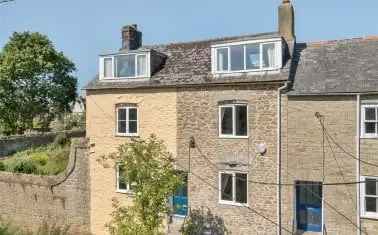 House For Sale in Bridport, England