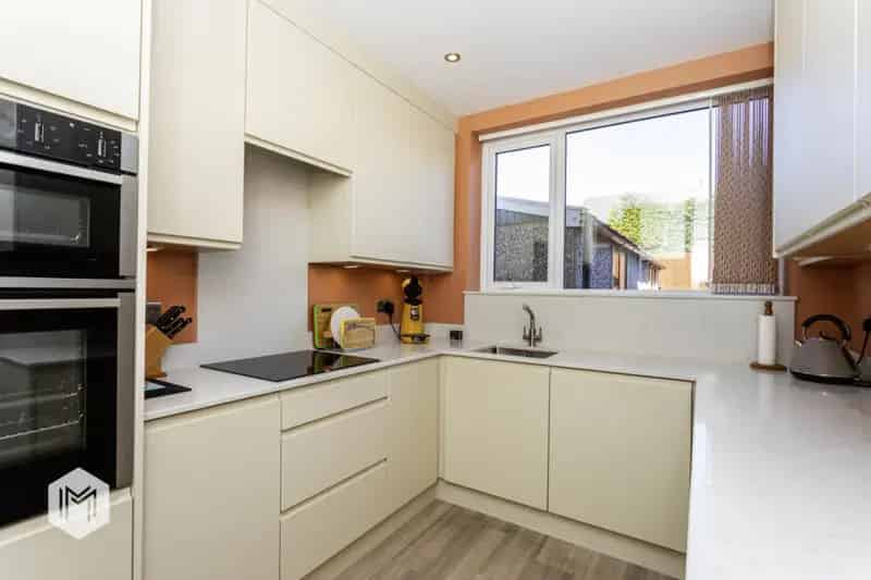 3 Bedroom Semi Detached House For Sale No Onward Chain
