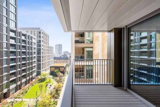 Flat for sale in Prince Of Wales Drive, London SW11