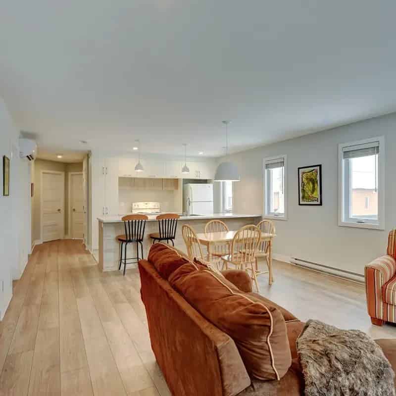Granby Condo for Sale Near Downtown and Lac Boivin