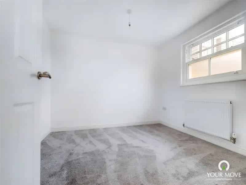 2 Bedroom Flat to Rent Broadstairs High Street