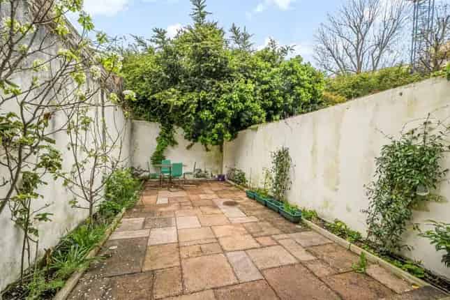 Four Bedroom Period House with River Thames Views Pimlico SW1V
