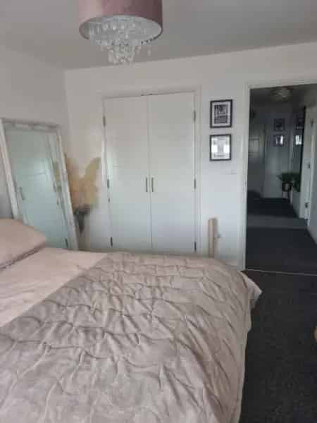 2 Bedroom New Build Flat 2nd Floor Lift Access