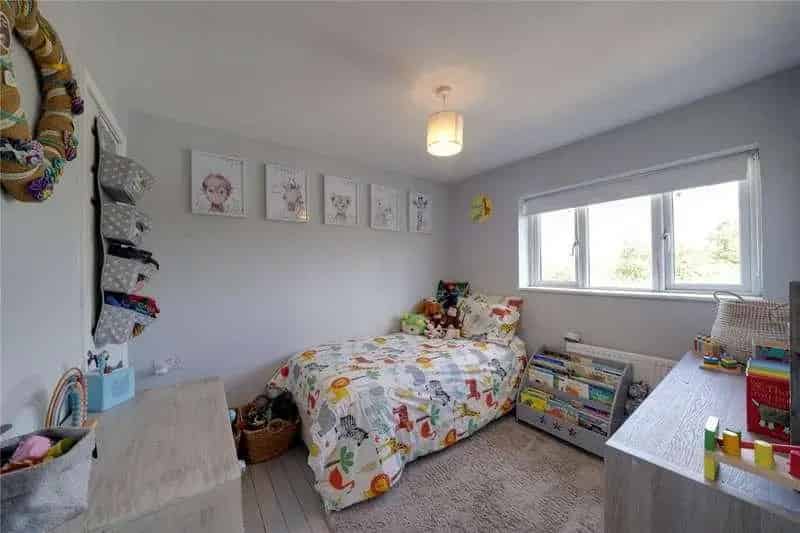 3 bed house for sale