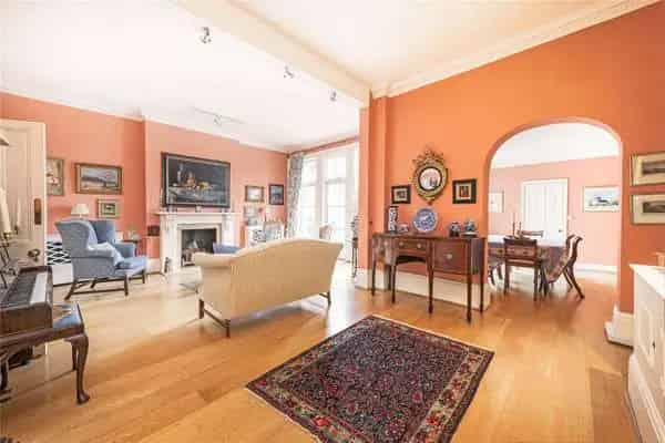 Spacious Family Home with 44ft Garden and Off-Street Parking