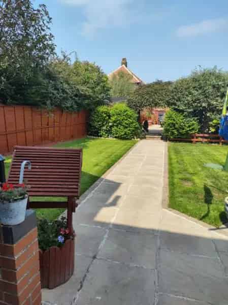 Well Maintained Home with Large Garden
