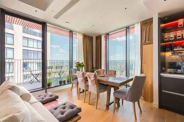 Luxury 4-Bedroom Penthouse Apartment for Rent in London City Island