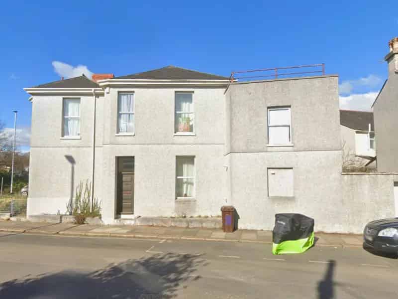 House of Multiple Occupation To Rent Available August 1 2025