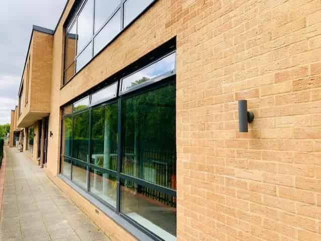 Kew Office Space: 960 sq ft Modern Office Accommodation