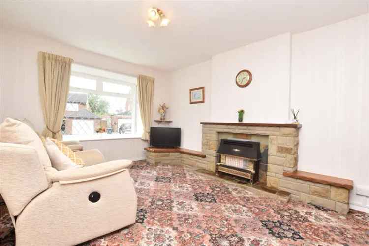 Bungalow For Sale in Leeds, England