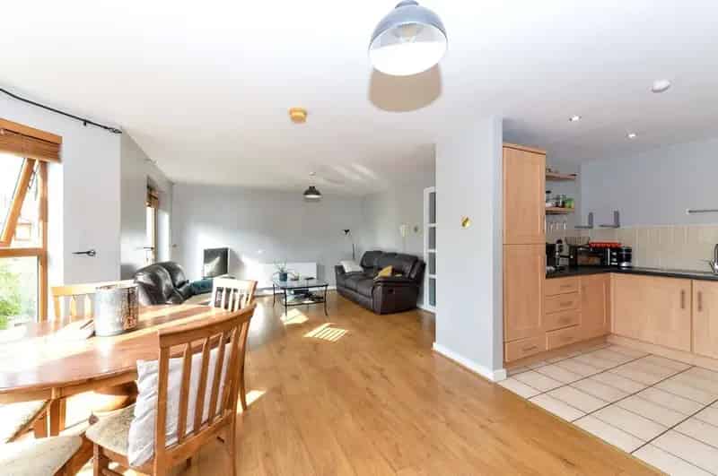 2 bedroom  Flat to rent, Belfast, BT9