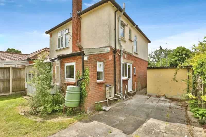 Five Bedroom Student Let Near University Investment Opportunity
