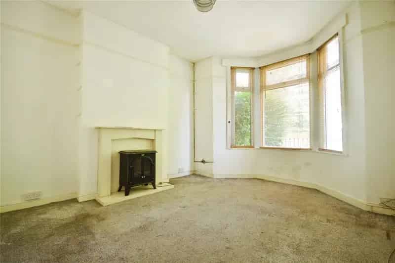 2 Bedroom Apartment for Sale in Pontcanna