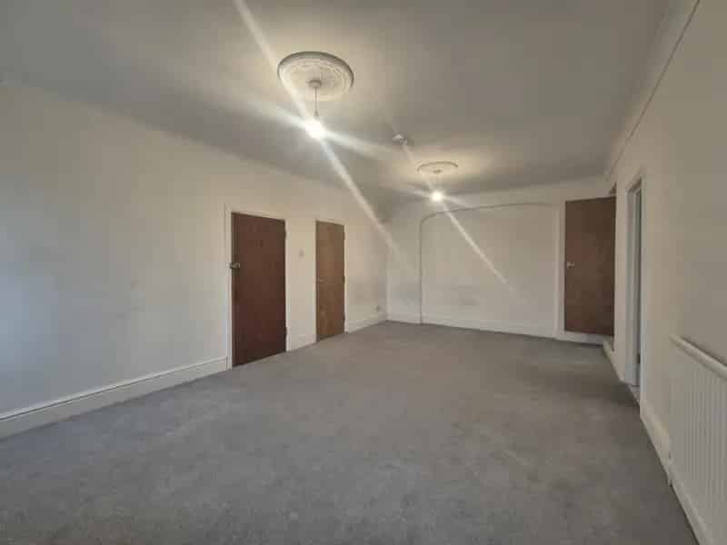 1 Bedroom Flat To Rent