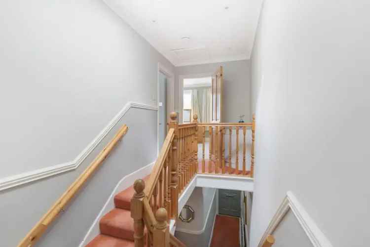 3 Bedroom Terraced House for Sale near Parsons Green