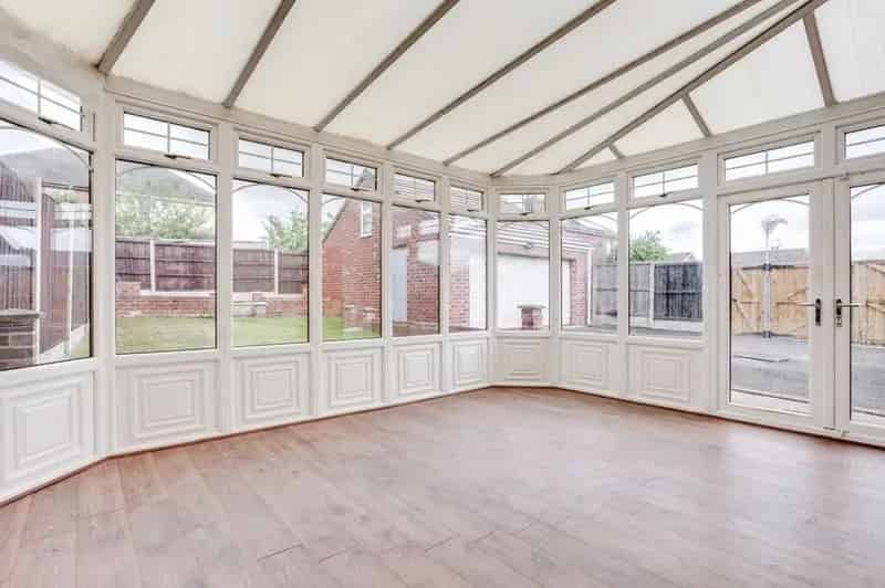 3 Bedroom Semi Detached House for Sale Normanton West Yorkshire