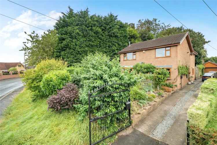 House For Sale in Leeds, England