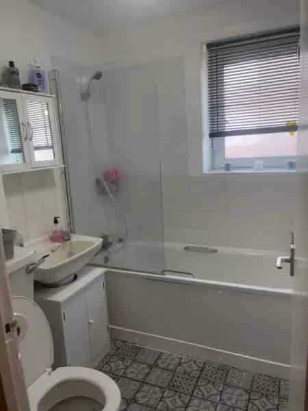Large 2 Bed House with Playground and Balcony