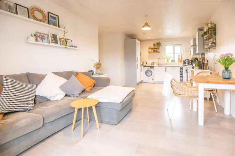 2 Bedroom Apartment for Sale in Bristol