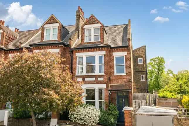 Terraced house for sale in Shardcroft Avenue, Herne Hill, London SE24