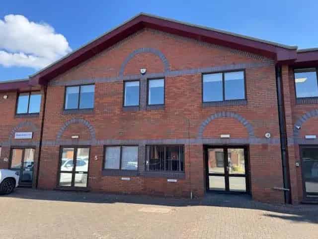 Lancaster Court Offices and R&D Units