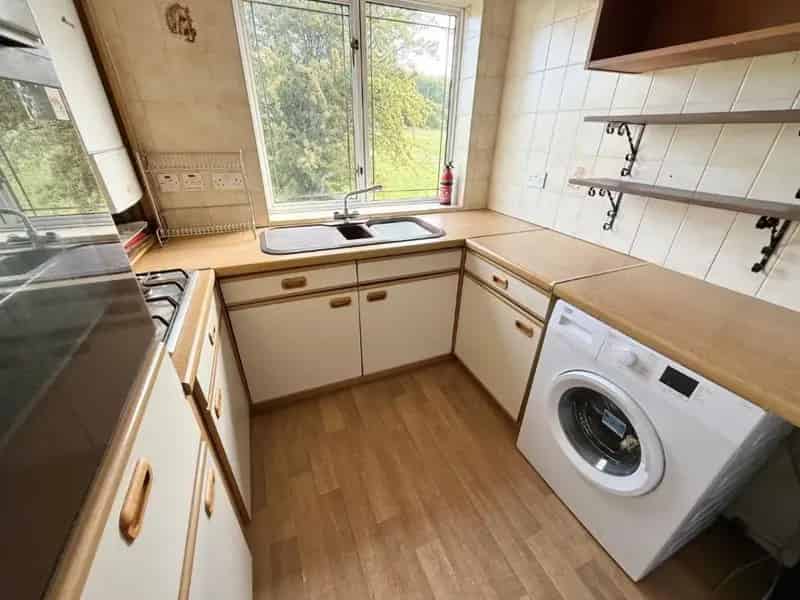 2 Bed Flat for Sale Over 55s Development