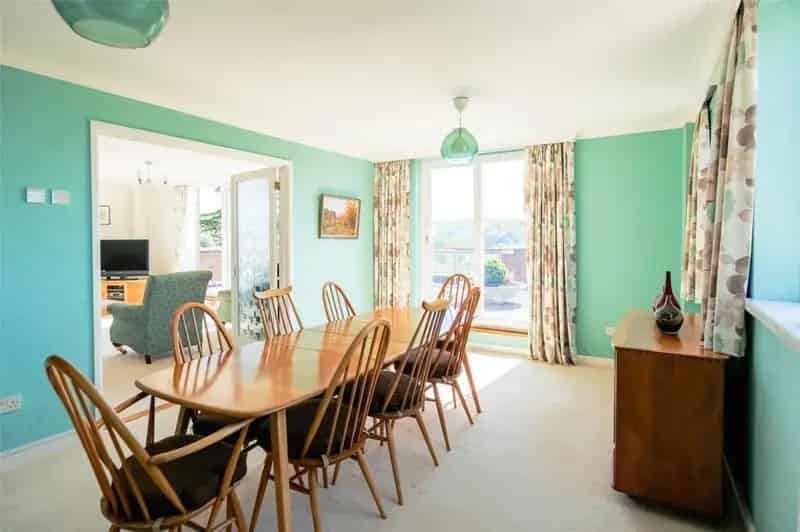 3 Bedroom Penthouse for Sale in Stoke Bishop