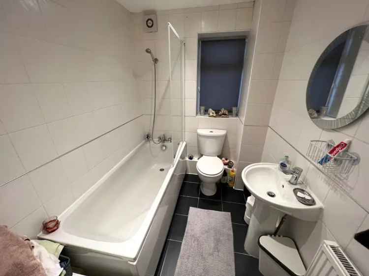 Apartment For Sale in Liverpool, England