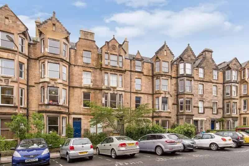 2 Bedroom Flat to Rent in Marchmont