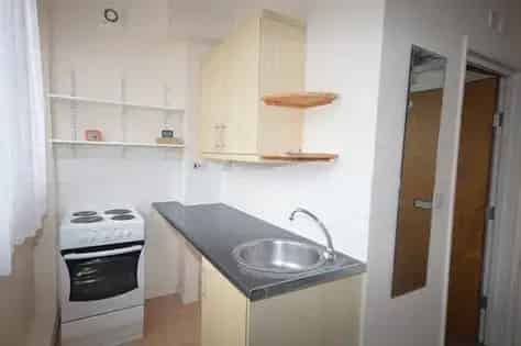 1 Room Studio Flat Southampton City Centre Near Solent University