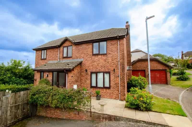 4 Bedroom Detached House for Sale in Bodmin