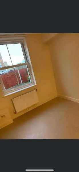 Flat For Rent in Thanet, England