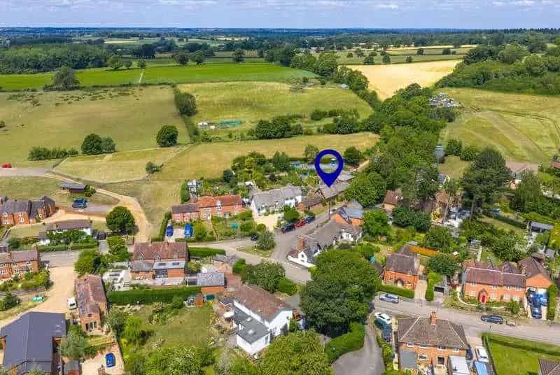 4 Bed House for Sale in Ashorne, Warwickshire