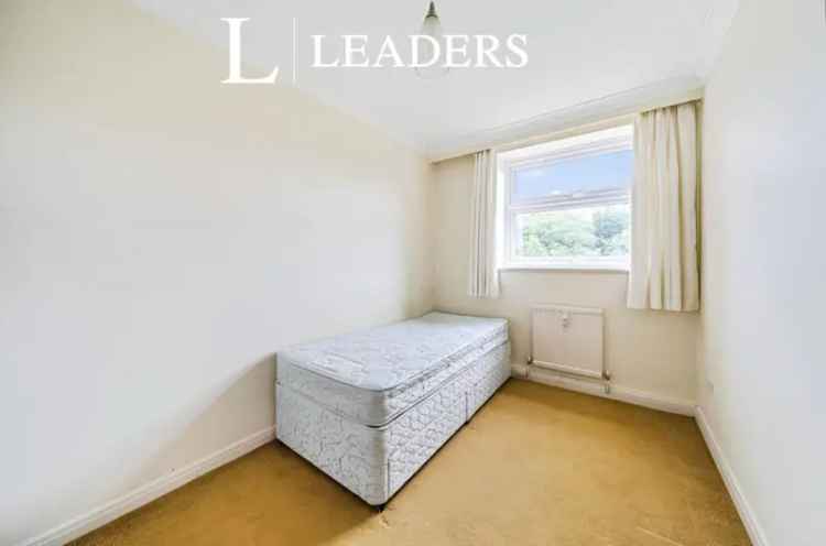 3 Bedroom Sea View Apartment Summer Let