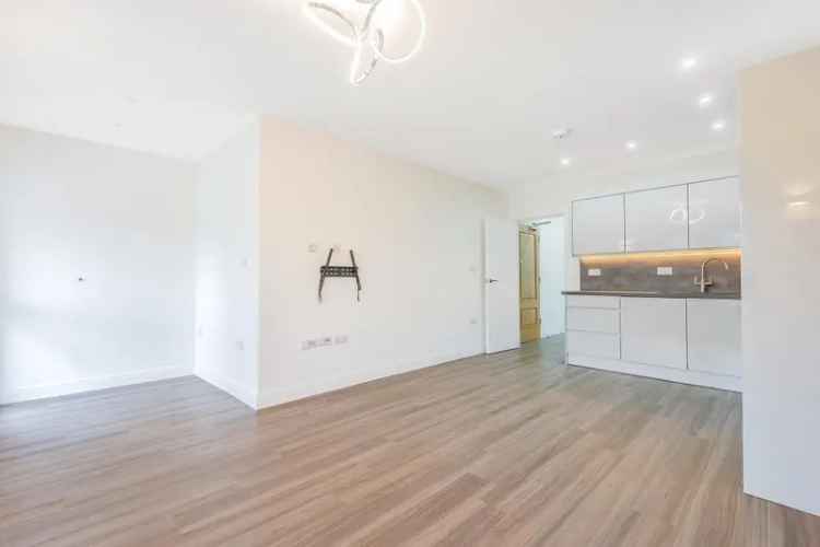 12 Month Tenancy Available Holding Deposit 380.00